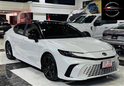 تۆیۆتا کامری